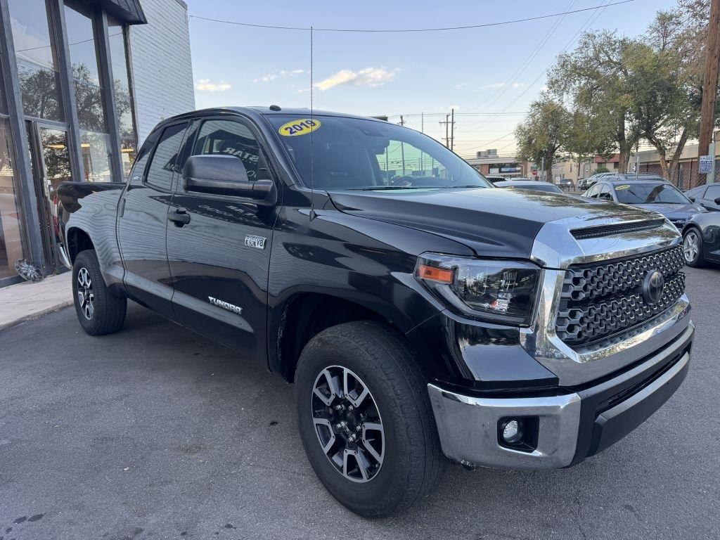 Toyota Tundra SR5 5.7L V8 Double Cab 4WD 2019