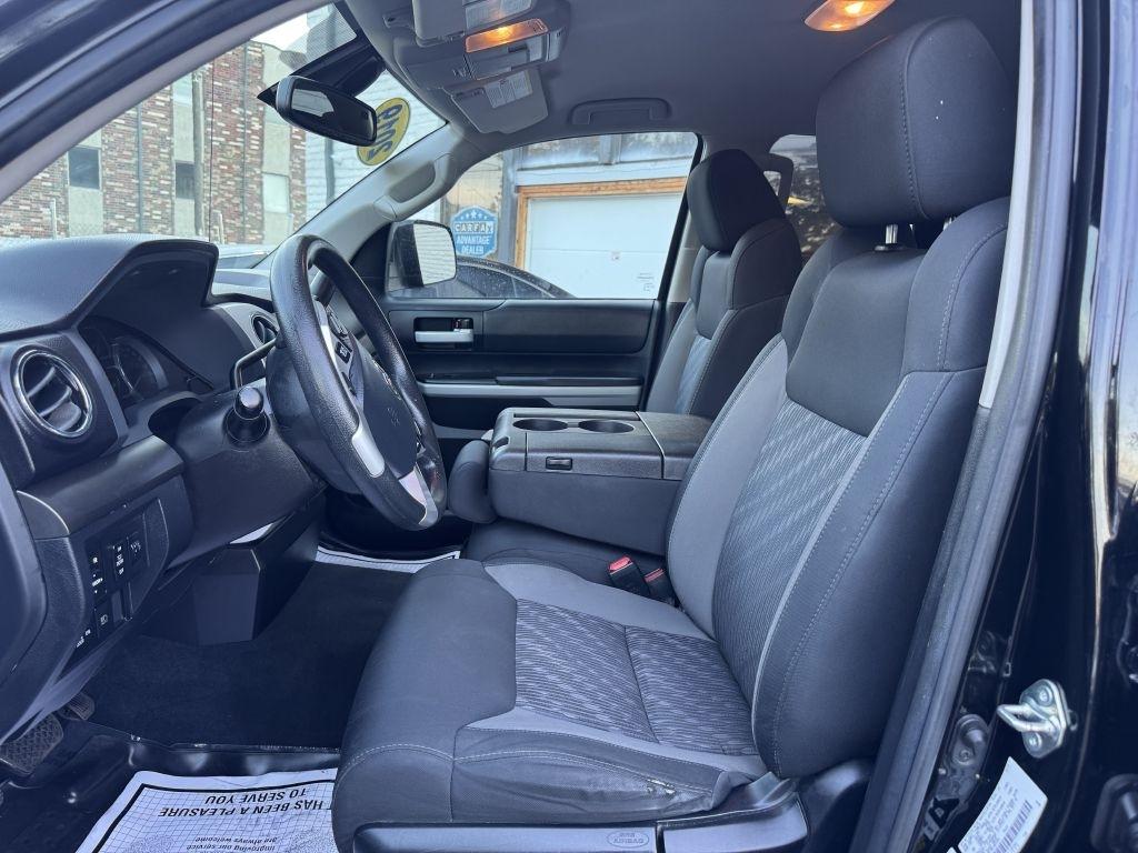 Toyota Tundra SR5 5.7L V8 Double Cab 4WD 2019