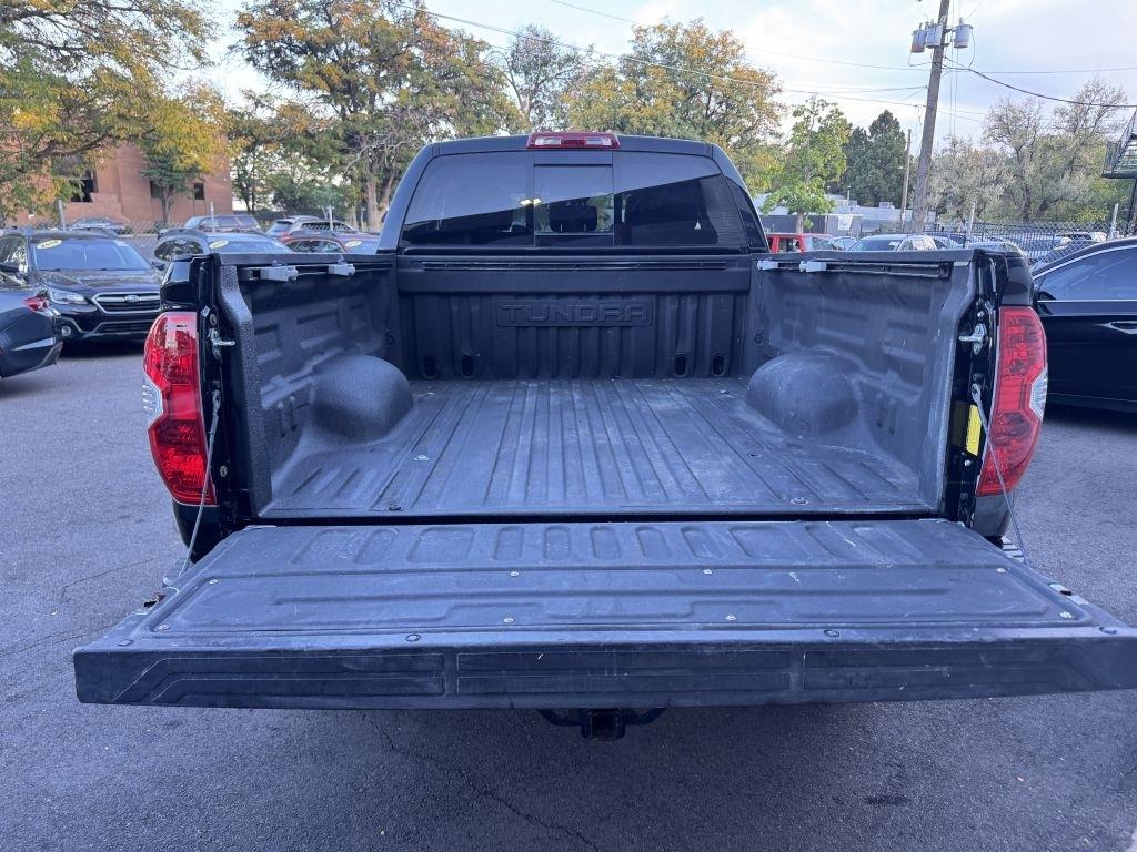 Toyota Tundra SR5 5.7L V8 Double Cab 4WD 2019