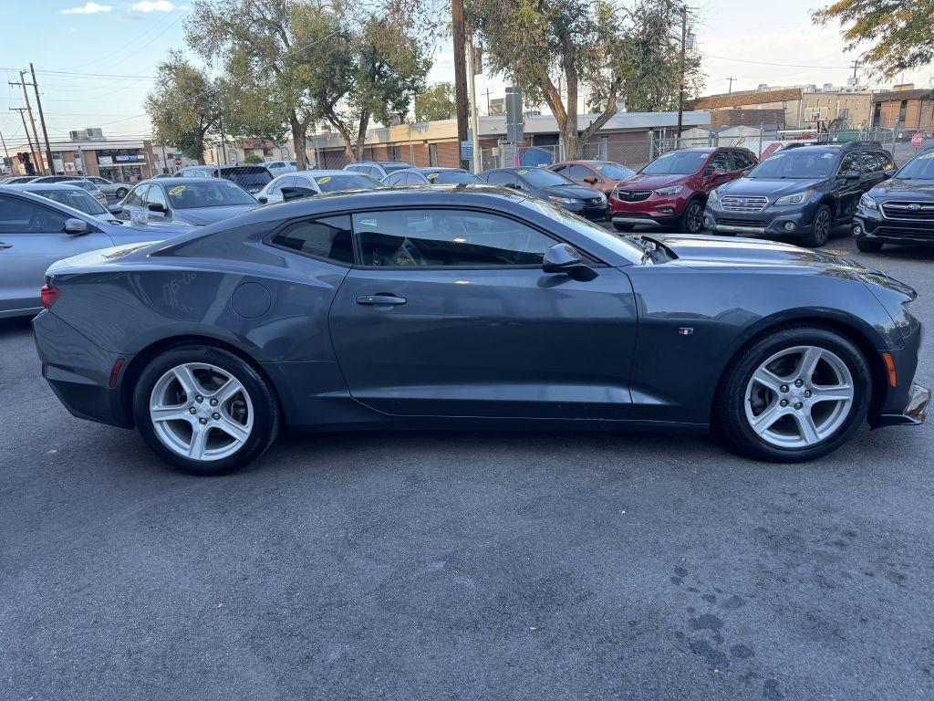 Chevrolet Camaro 2LT Coupe 8A 2020