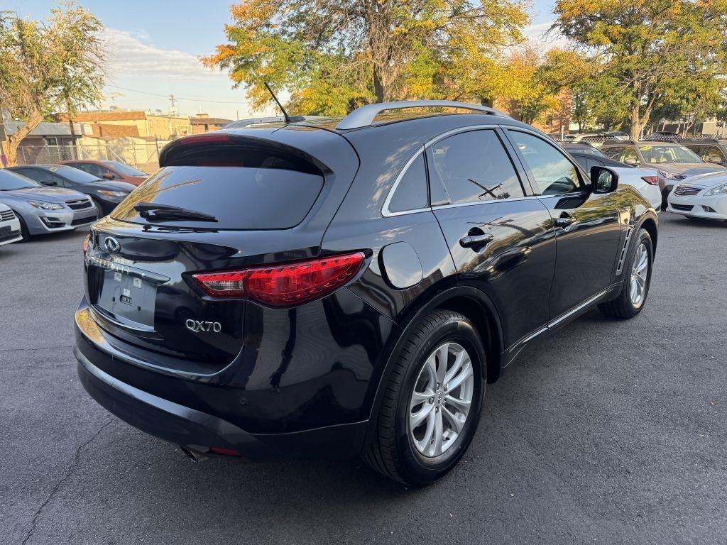 Infiniti QX70 Base AWD 2016