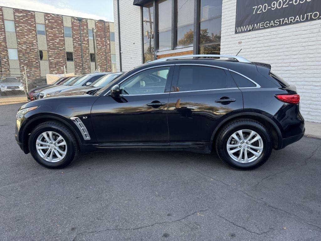 Infiniti QX70 Base AWD 2016