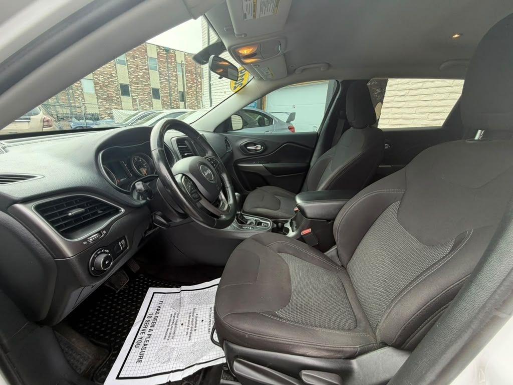 Jeep Cherokee Latitude 4WD 2019