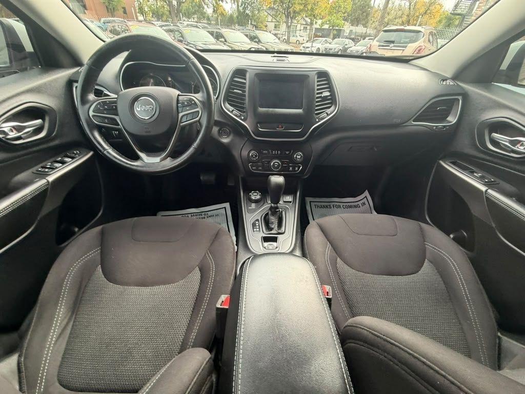 Jeep Cherokee Latitude 4WD 2019