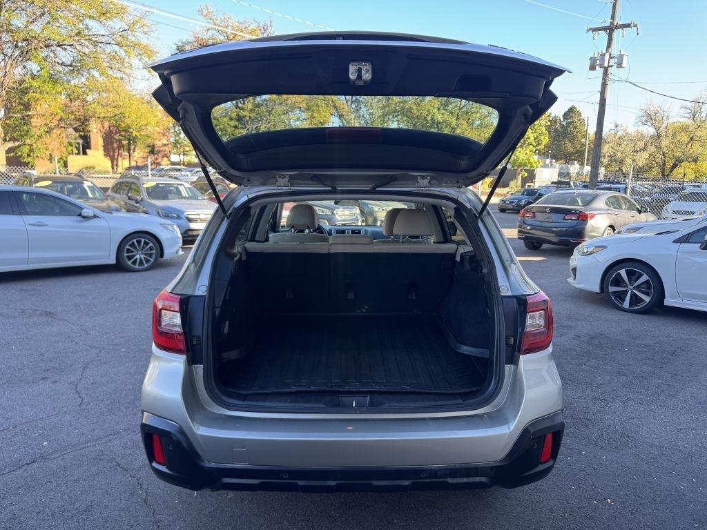 Subaru Outback 2.5i 2016