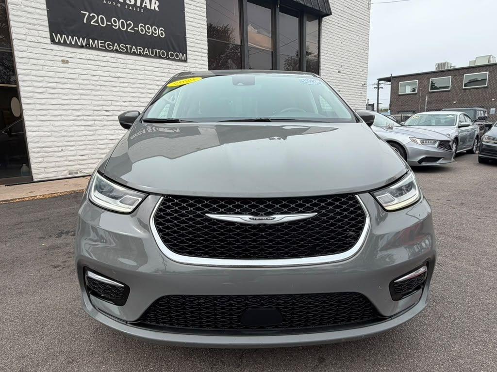 Chrysler Pacifica Touring L 2023