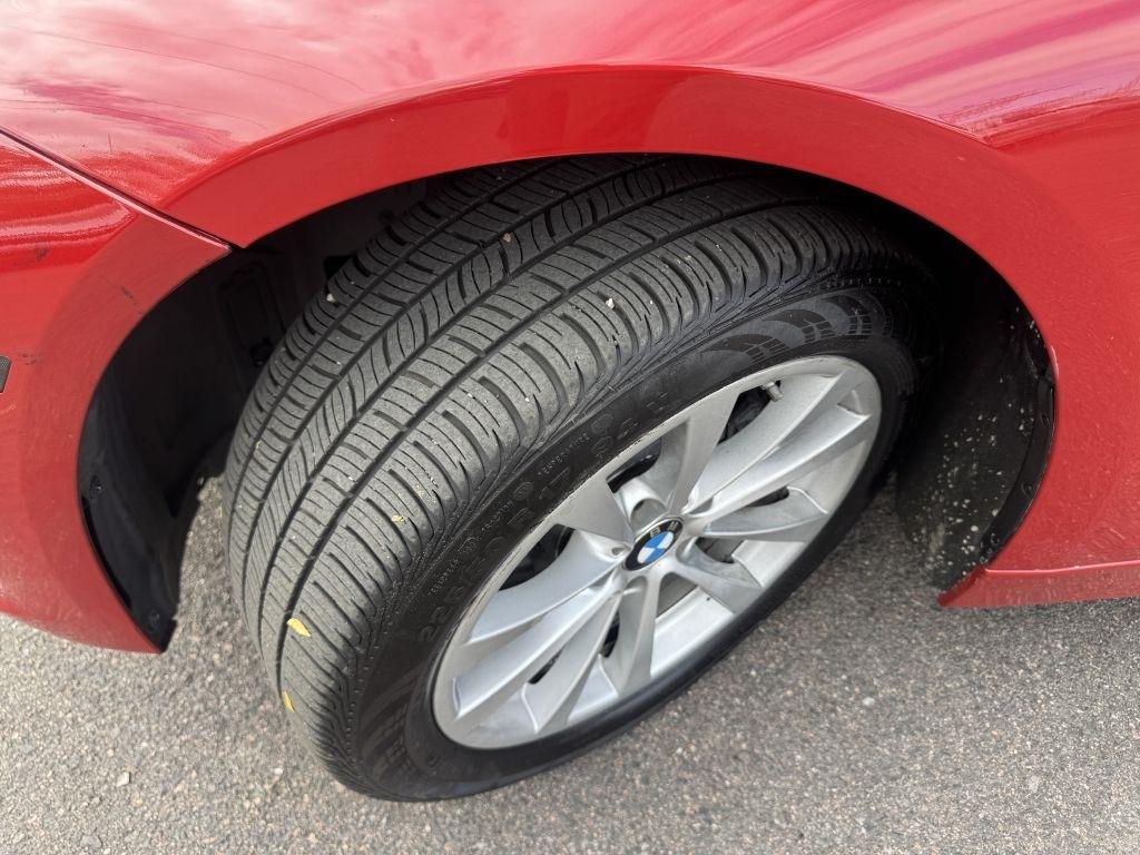 BMW 3-Series 320i xDrive Sedan 2016