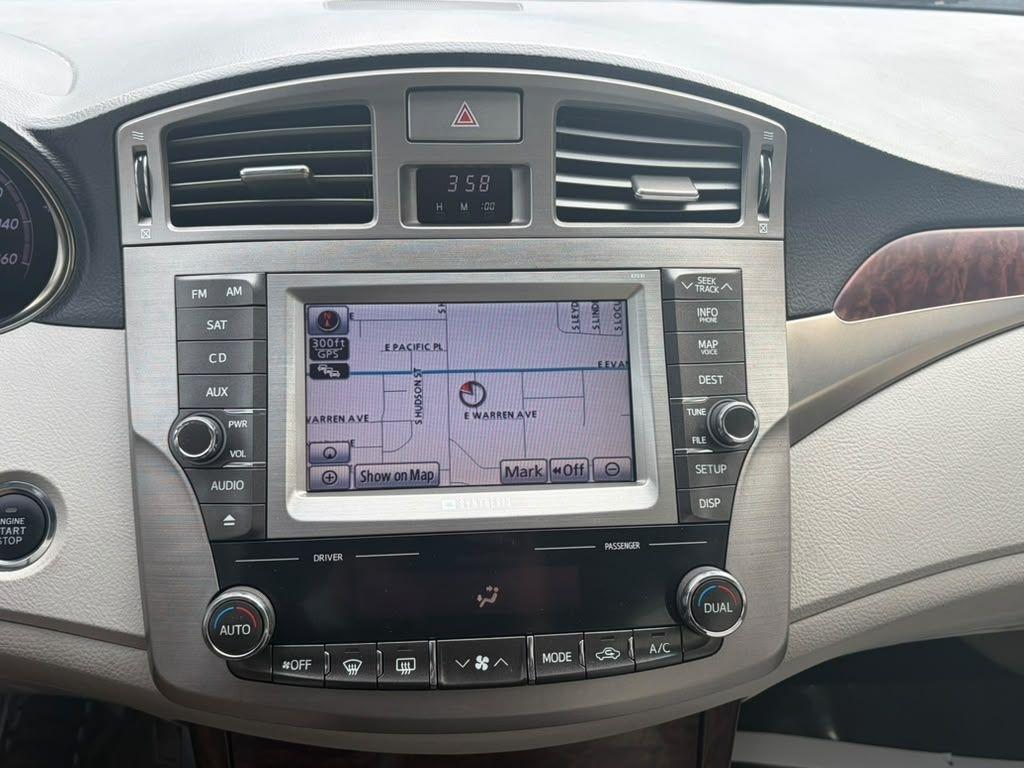 Toyota Avalon Base 2011