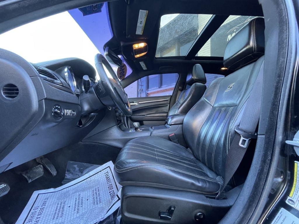 Chrysler 300 S V6 AWD 2014