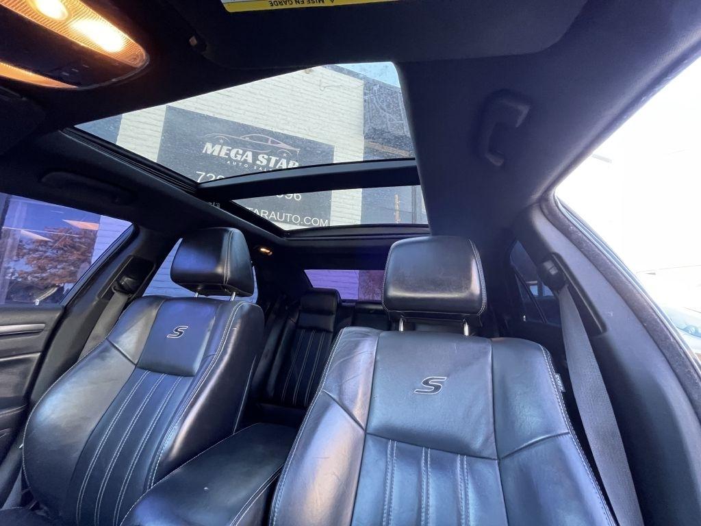 Chrysler 300 S V6 AWD 2014
