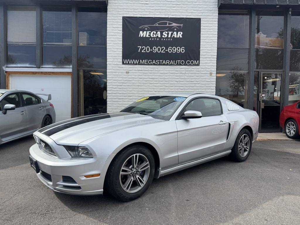 Ford Mustang V6 Coupe 2013