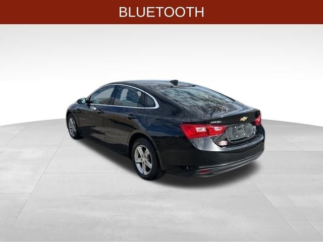 Chevrolet Malibu  2021