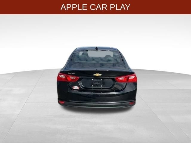 Chevrolet Malibu  2021