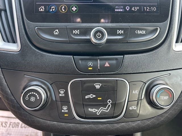 Chevrolet Malibu  2021