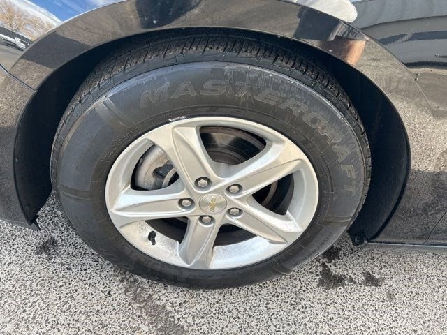 Chevrolet Malibu  2021