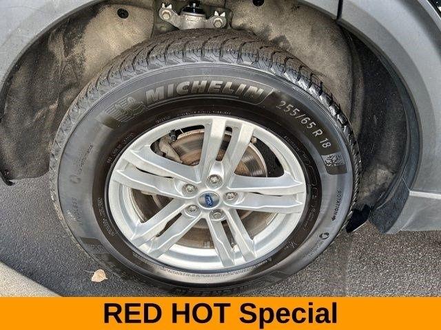 Ford Explorer XLT 4WD 2021