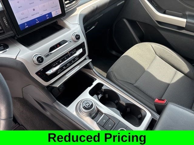 Ford Explorer XLT 4WD 2023