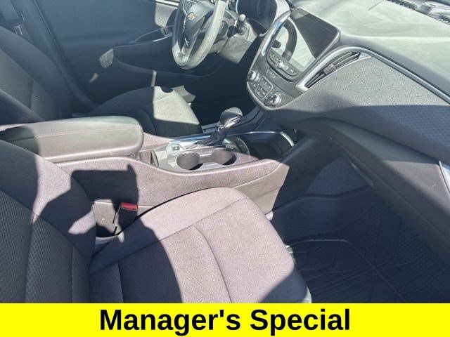 Chevrolet Malibu  2023