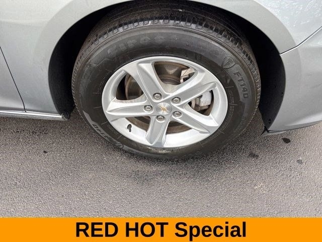 Chevrolet Malibu  2023