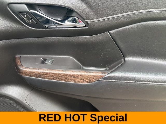 GMC Acadia Denali AWD 2020