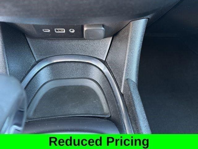 Chevrolet Malibu  2023