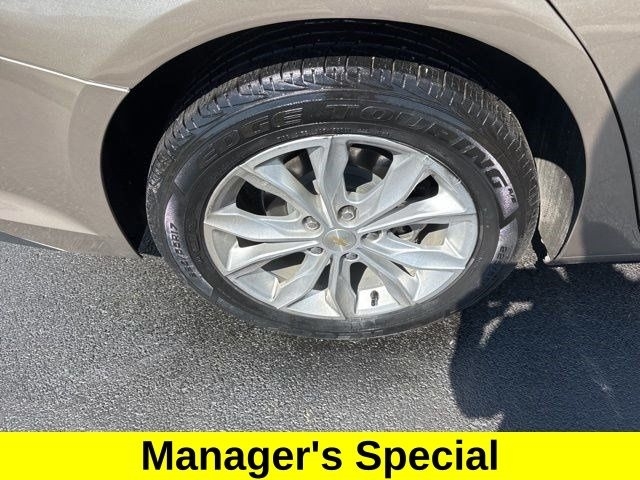 Chevrolet Malibu  2023