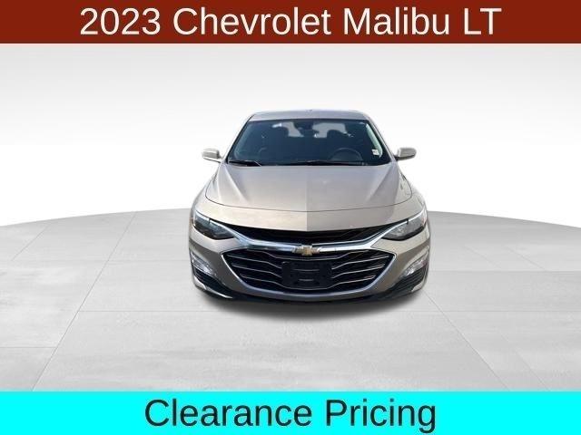 Chevrolet Malibu  2023
