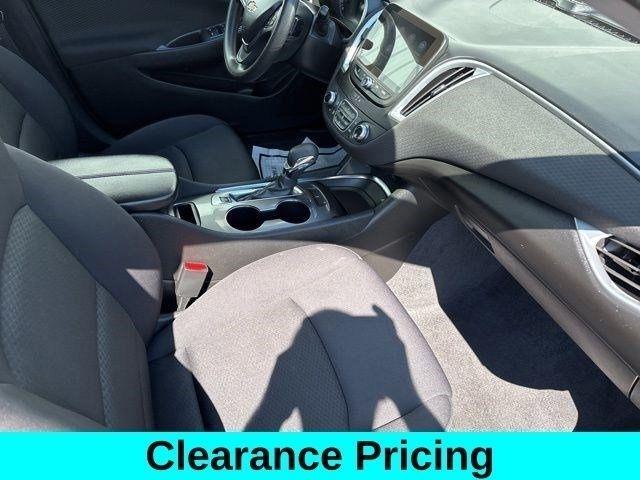 Chevrolet Malibu  2023