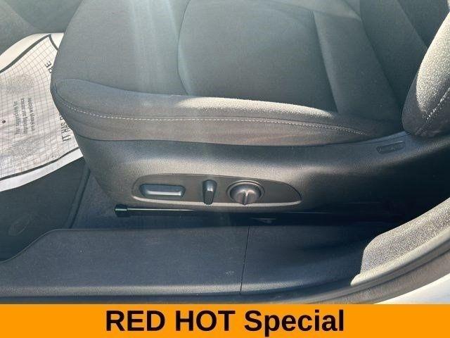 Chevrolet Malibu  2023