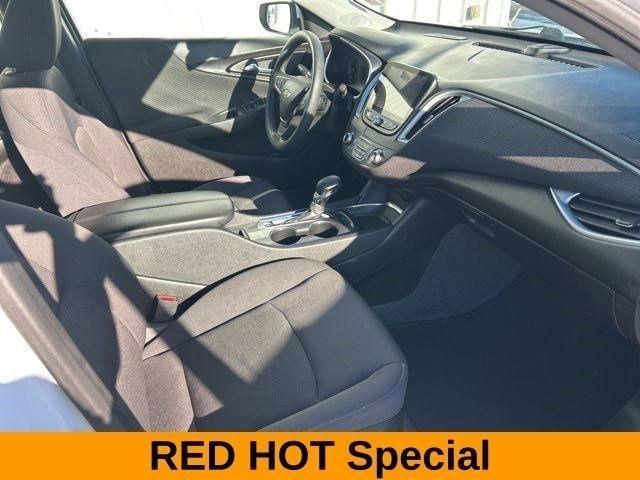 Chevrolet Malibu  2023