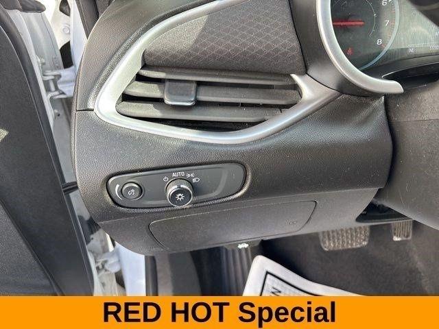 Chevrolet Malibu  2023