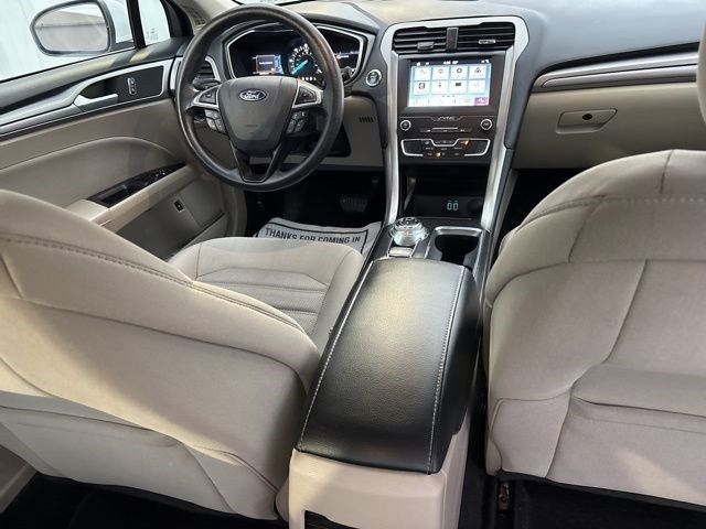 Ford Fusion Hybrid SE 2019