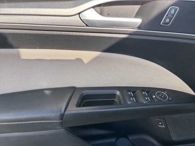 Ford Fusion Hybrid S 2018