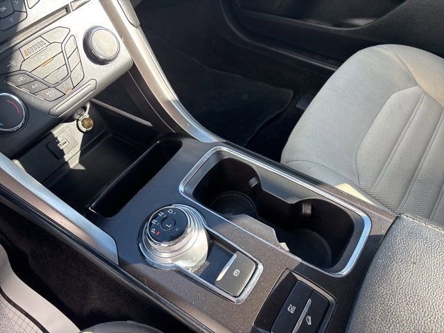 Ford Fusion Hybrid S 2018