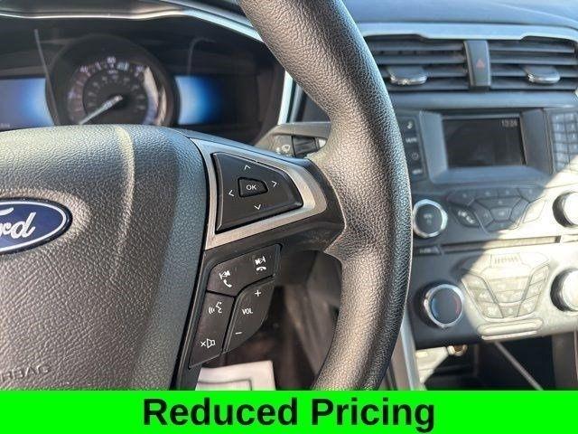 Ford Fusion Hybrid S 2018