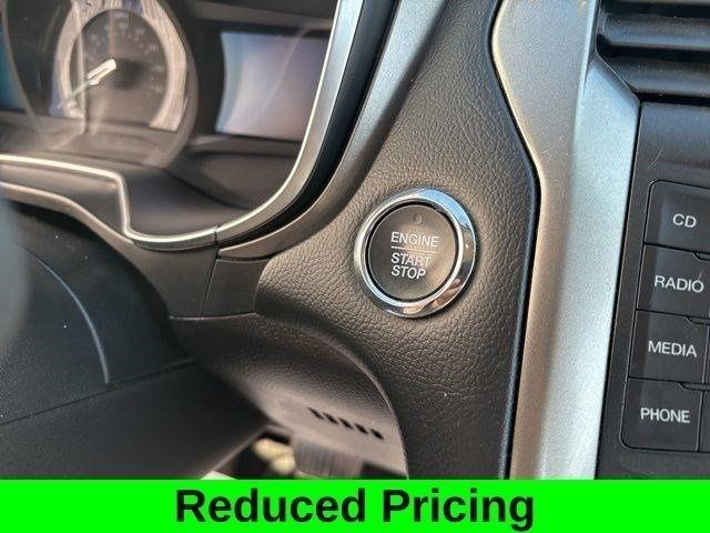 Ford Fusion Hybrid S 2018