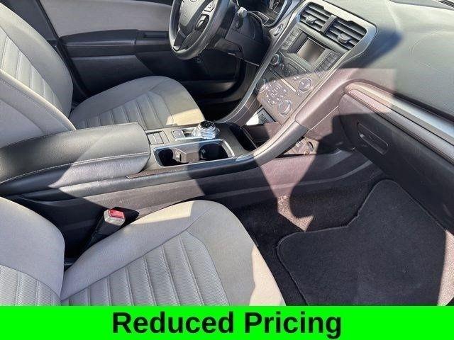 Ford Fusion Hybrid S 2018