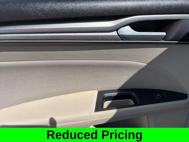 Ford Fusion Hybrid SE 2018