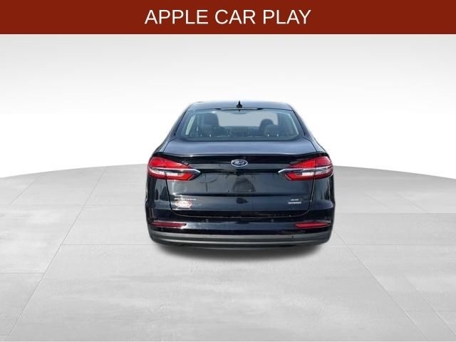 Ford Fusion Hybrid SE 2020