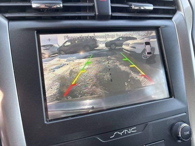 Ford Fusion Hybrid SE 2020