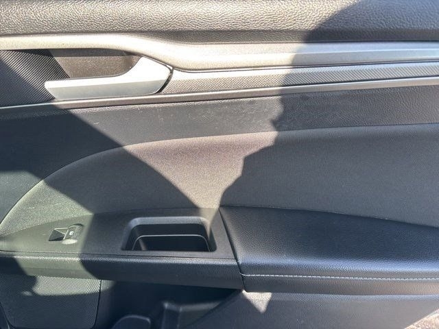 Ford Fusion Hybrid SE 2020