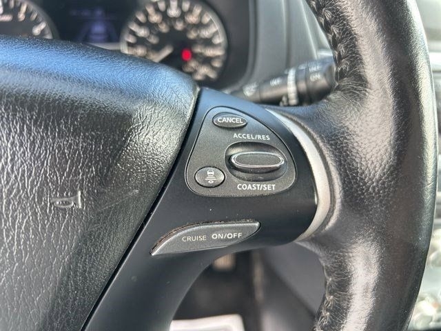 Nissan Pathfinder SL 4WD 2020