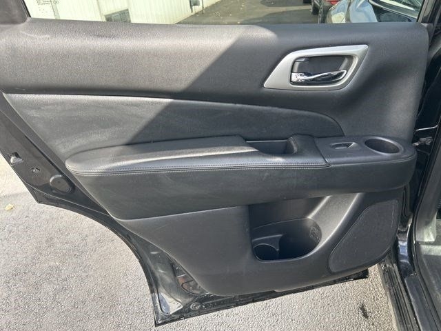 Nissan Pathfinder SL 4WD 2020