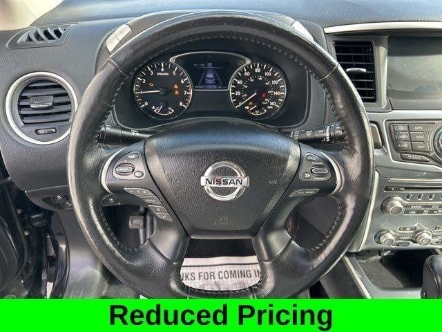 Nissan Pathfinder SL 4WD 2020