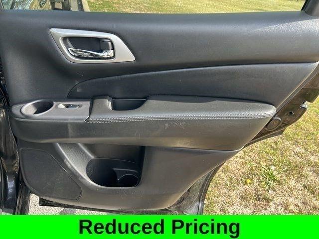 Nissan Pathfinder SL 4WD 2020