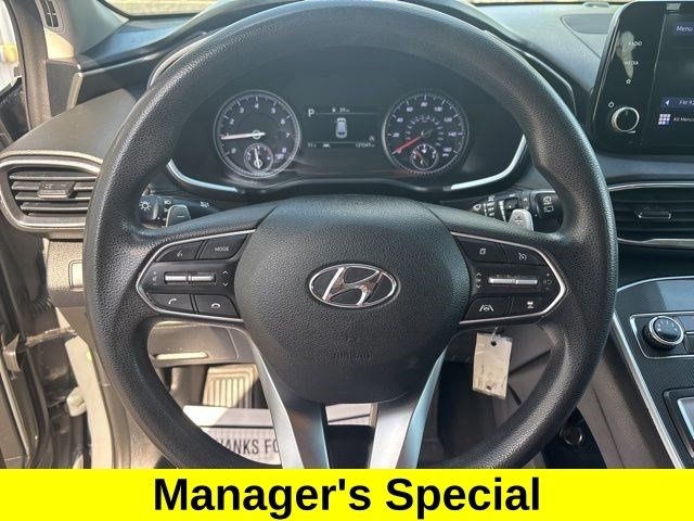 Hyundai Santa Fe SE 2021