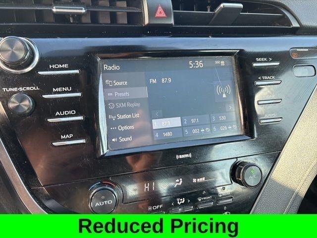 Toyota Camry SE 2020