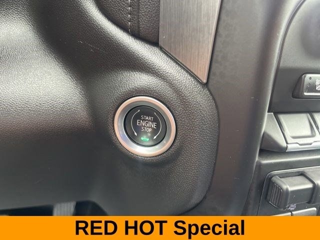 GMC Sierra 1500 Limited Denali Crew Cab 4WD 2022