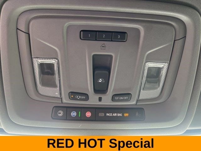 GMC Sierra 1500 Limited Denali Crew Cab 4WD 2022