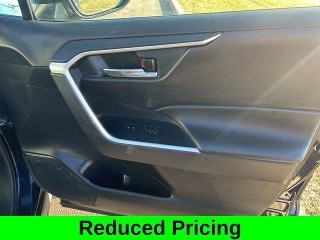 Toyota RAV4 XLE AWD 2022